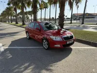 Usado Skoda Octavia Executive 160 CV (117 kW) 2011 Rojo Berlina