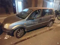 Usado Ford Fusion 100 CV (73 kW) 2002 Beige Utilitario
