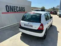Usado Renault Clio II 70 CV (51 kW) 2005 Blanco Berlina