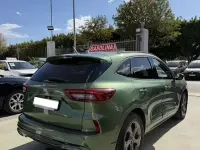 Usado Ford Kuga ST-Line 150 CV (110 kW) 2025 Verde SUV