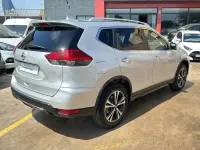 Usado Nissan X-Trail 160 CV (117 kW) 2020 Gris / plata SUV