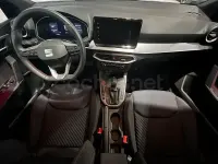 Usado Seat Arona FR 150 CV (110 kW) 2024 Negro SUV