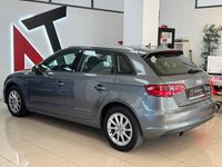 Usado Audi A3 Advanced 110 CV (80 kW) 2015 Gris Utilitario