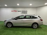 Usado Opel Astra Design & Tech 122 CV (89 kW) 2021 Gris / plata Berlina