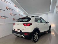 Usado Kia Stonic 120 CV (88 kW) 2021 Blanco SUV