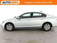 Usado VW Passat 150 HP (110 kW) 2021 Cinzento Sedan
