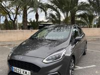 Usado Ford Fiesta ST-Line 140 CV (102 kW) 2018 Gris / plata Utilitario