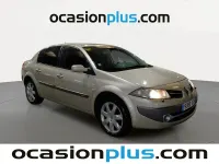 Usado Renault Mégane III Dynamique 111 CV (81 kW) 2008 Beige Berlina
