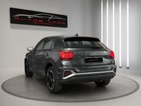 Usado Audi Q2 S-Line 150 CV (110 kW) 2024 Gris / plata SUV