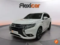 Usado Mitsubishi Outlander P-HEV 203 CV (149 kW) 2017 Blanco