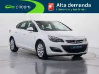 Usado Opel Astra Elegance 110 CV (80 kW) 2017 Blanco Berlina