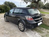 Usado Opel Astra Cosmo 100 CV (73 kW) 2009 Negro Berlina