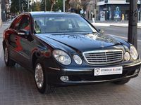 Usado Mercedes E320 Elegance 224 HP (164 kW) 2003 Cinzento Sedan