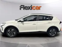 Usado Hyundai Bayon 101 CV (74 kW) 2023 Blanco SUV