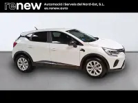 Usado Renault Captur Intens 100 CV (73 kW) 2020 Rojo SUV