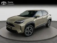 Usado Toyota Yaris Cross Style 116 CV (85 kW) 2022 Gris / plata SUV