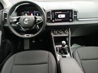 Usado Skoda Karoq Selection 150 CV (110 kW) 2024 Blanco SUV