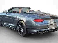 Usado Bentley Continental 635 CV (467 kW) 2021 Gris Descapotable