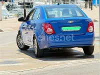 Usado Chevrolet Aveo LTZ 100 CV (73 kW) 2011 Azul Berlina