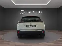 Usado Peugeot 2008 Active 110 CV (80 kW) 2021 Blanco SUV