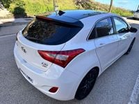 Usado Hyundai i30 90 CV (66 kW) 2012 Blanco Berlina
