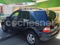 Usado Mercedes ML270 163 CV (119 kW) 2001 Azul SUV