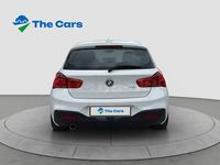 Usado BMW 118 Comfort Edition 140 CV (102 kW) 2019 Blanco Utilitario