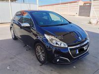 Usado Peugeot 208 Allure 82 CV (60 kW) 2016 Negro Utilitario