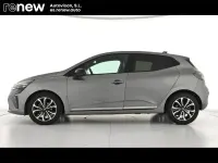 Usado Renault Clio V Techno 100 CV (73 kW) 2025 Gris Berlina