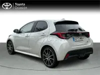 Käytetty Toyota Yaris Hybrid Sport 116 HP (85 kW) 2023 Harmaa Sedan