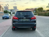 Usado Ford Focus Titanium 120 CV (88 kW) 2018 Negro Familiar