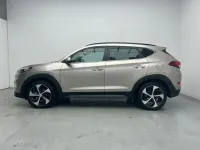 Usado Hyundai Tucson 136 CV (100 kW) 2015 Blanco SUV