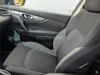 Usado Nissan Qashqai N-Connecta 115 CV (84 kW) 2019 Gris / plata SUV