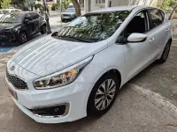 Usado Kia Ceed GT 90 HP (66 kW) 2017 Branco Sedan