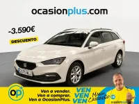 Usado Seat Leon Style 130 CV (95 kW) 2023 Blanco Familiar