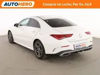 Usado Mercedes CLA180 AMG line 136 CV (100 kW) 2019 Blanco Berlina