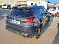 Usado Peugeot 2008 Signature Sky 100 CV (73 kW) 2019 Gris SUV