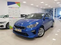 Usado Kia Ceed 120 CV (88 kW) 2021 Azul Utilitario