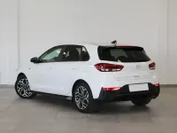 Usado Hyundai i30 N Line 101 CV (74 kW) 2024 Blanco Utilitario