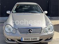 Usado Mercedes C200 Sport Edition 122 CV (89 kW) 2006 Beige Berlina