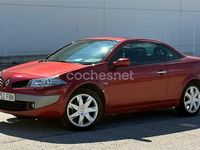 Usado Renault Mégane Cabriolet Dynamique 120 CV (88 kW) 2006 Granate Descapotable