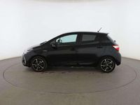 Usado Toyota Yaris Hybrid 101 CV (74 kW) 2018 Negro Berlina