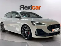 Usado Ford Focus ST 280 HP (205 kW) 2025 Branco Citadino