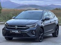 Usado VW Taigo R-line 110 CV (80 kW) 2022 Gris / plata SUV