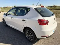 Usado Seat Ibiza Reference 69 CV (50 kW) 2015 Blanco Utilitario