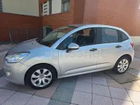 Usado Citroën C3 Attraction 68 CV (50 kW) 2013 Gris / plata Berlina