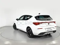 Usado Cupra Leon 190 CV (139 kW) 2023 Blanco Berlina