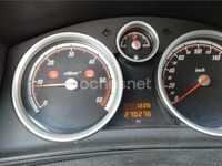Usado Opel Astra GTC Sport 150 CV (110 kW) 2006 Gris / plata Berlina