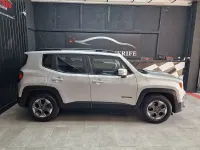 Usado Jeep Renegade Sport 120 CV (88 kW) 2017 Gris / plata SUV