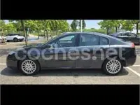 Usado Renault Laguna III Privilege 140 CV (102 kW) 2010 Gris / plata Berlina